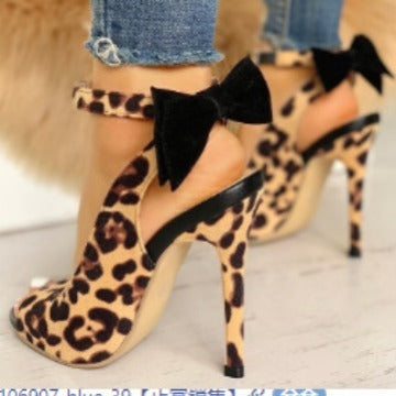 Bow Heels