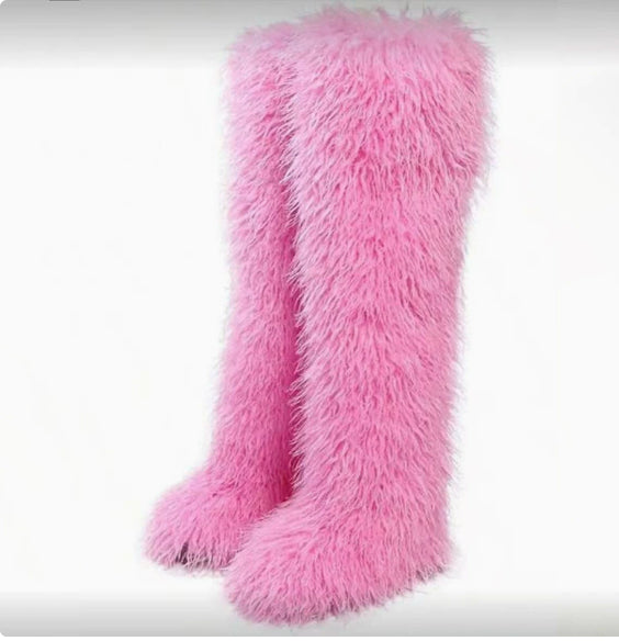 Snuggle Me Teddy Fur Boots